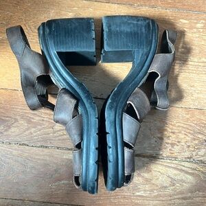 Zodiac Women's Brown Sandals fisherman size 7.5